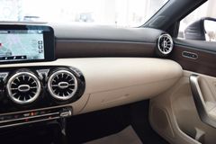 MERCEDES-BENZ A 200 Progressive~Business~Navi~Leder~Info Prof.
