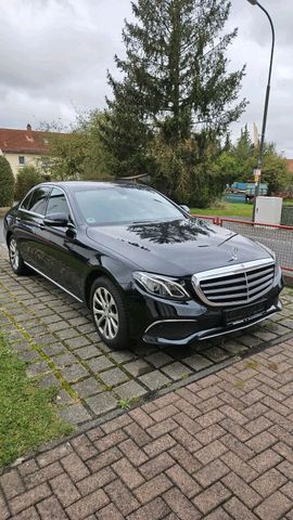 Mercedes-Benz Mercedes Benz E220 d AVANTGARDE Autom. AVA...