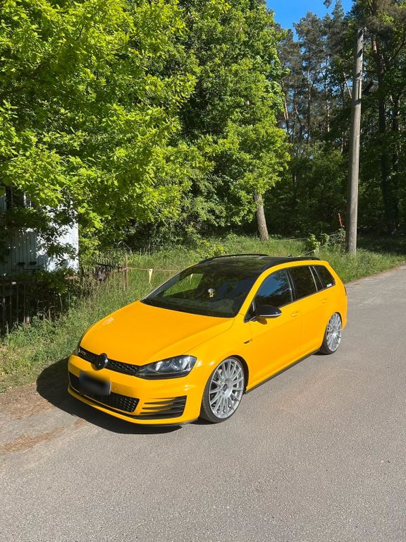 Image of Volkswagen Golf