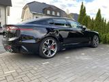 Kia Stinger 3.3 AWD GT Bastuck Klappe Schiebed. 360° - Kia Stinger mit Schiebedach