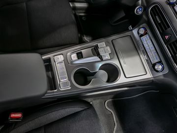 Hyundai Kona Advantage Elektro 2WD Navi Kamera KRELL