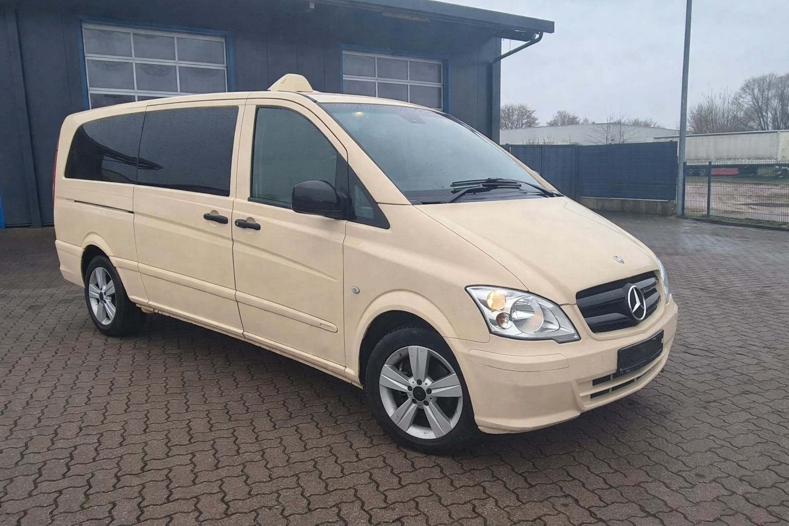 Mercedes Vito - 1