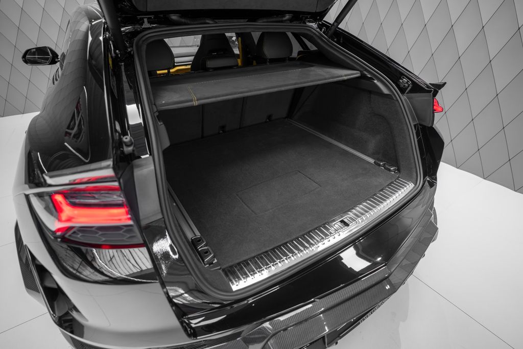 Urus 4.0 V8 SE 2026 BRABUS FULL CARBON AKRAPOVIC - Bild 29