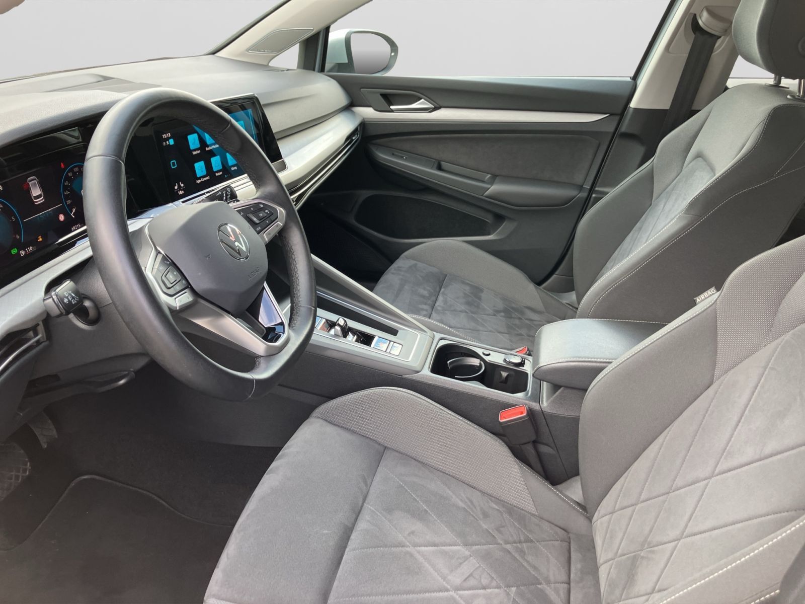 Volkswagen Golf - Bild 9