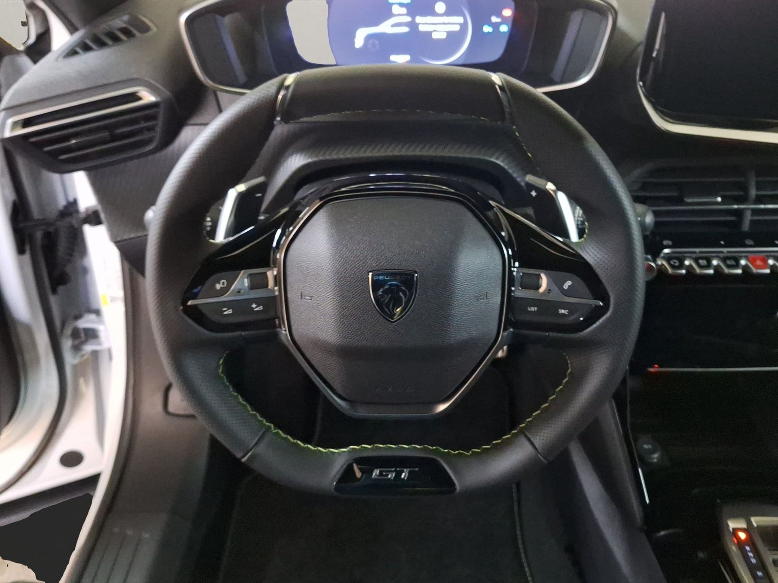 Peugeot 2008 - Bild 9