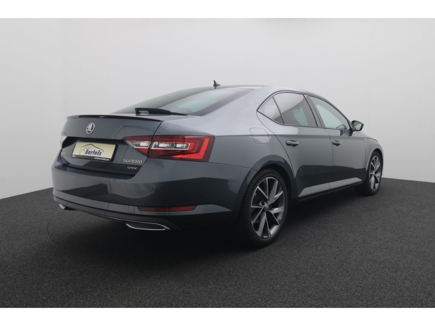 Fahrzeugabbildung SKODA Superb SportLine 4x4 Sportline Canton ACC AHK