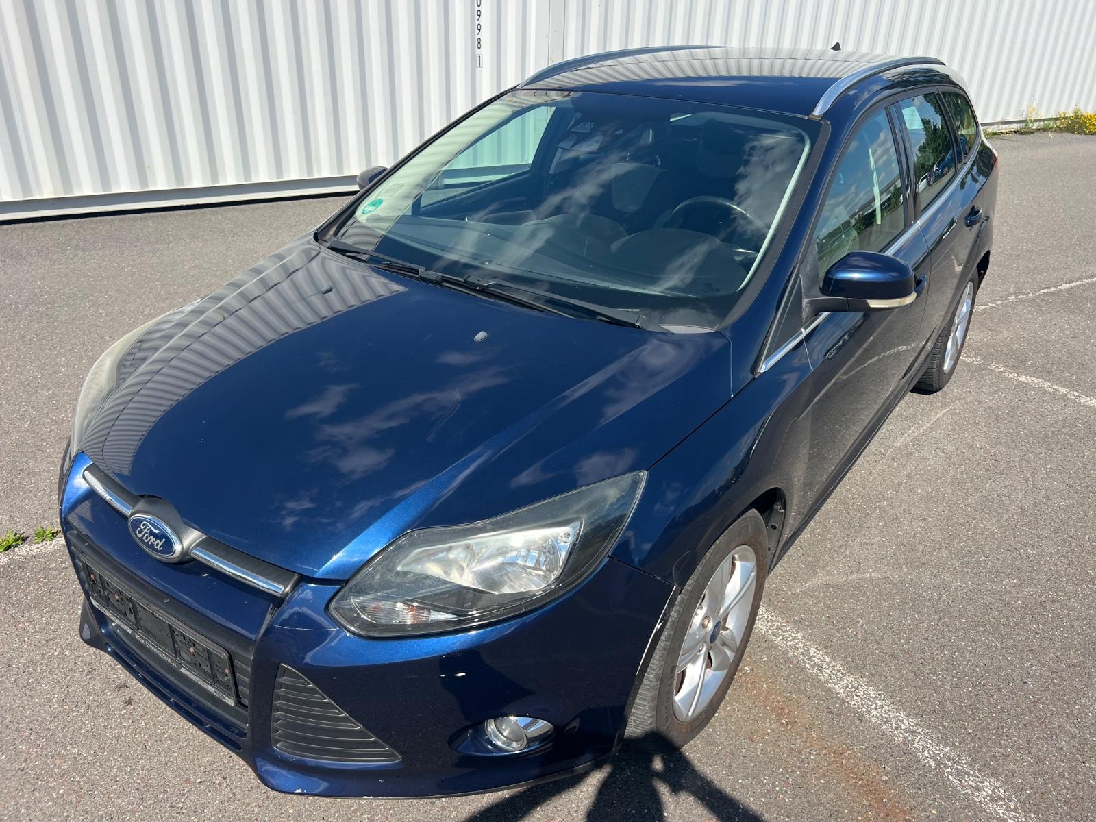 Ford Focus 2012 — photo 6