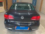 Volkswagen Passat Lim. Highline - gebrauchte VW Passat aus dem Jahr 2012
