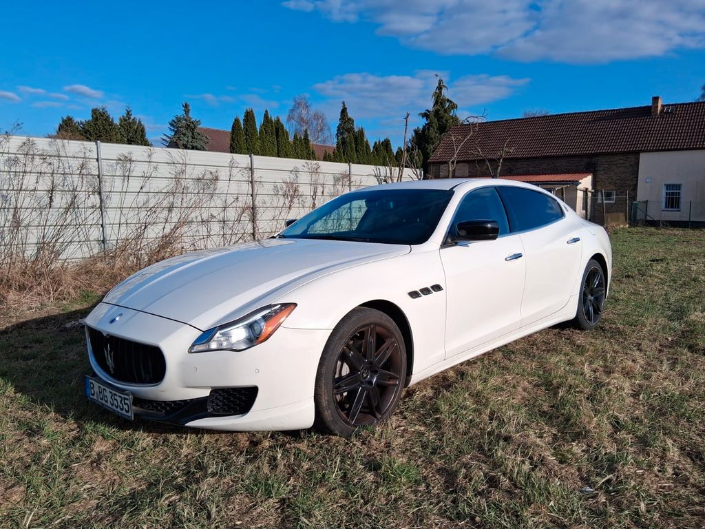 Maserati Quattroporte