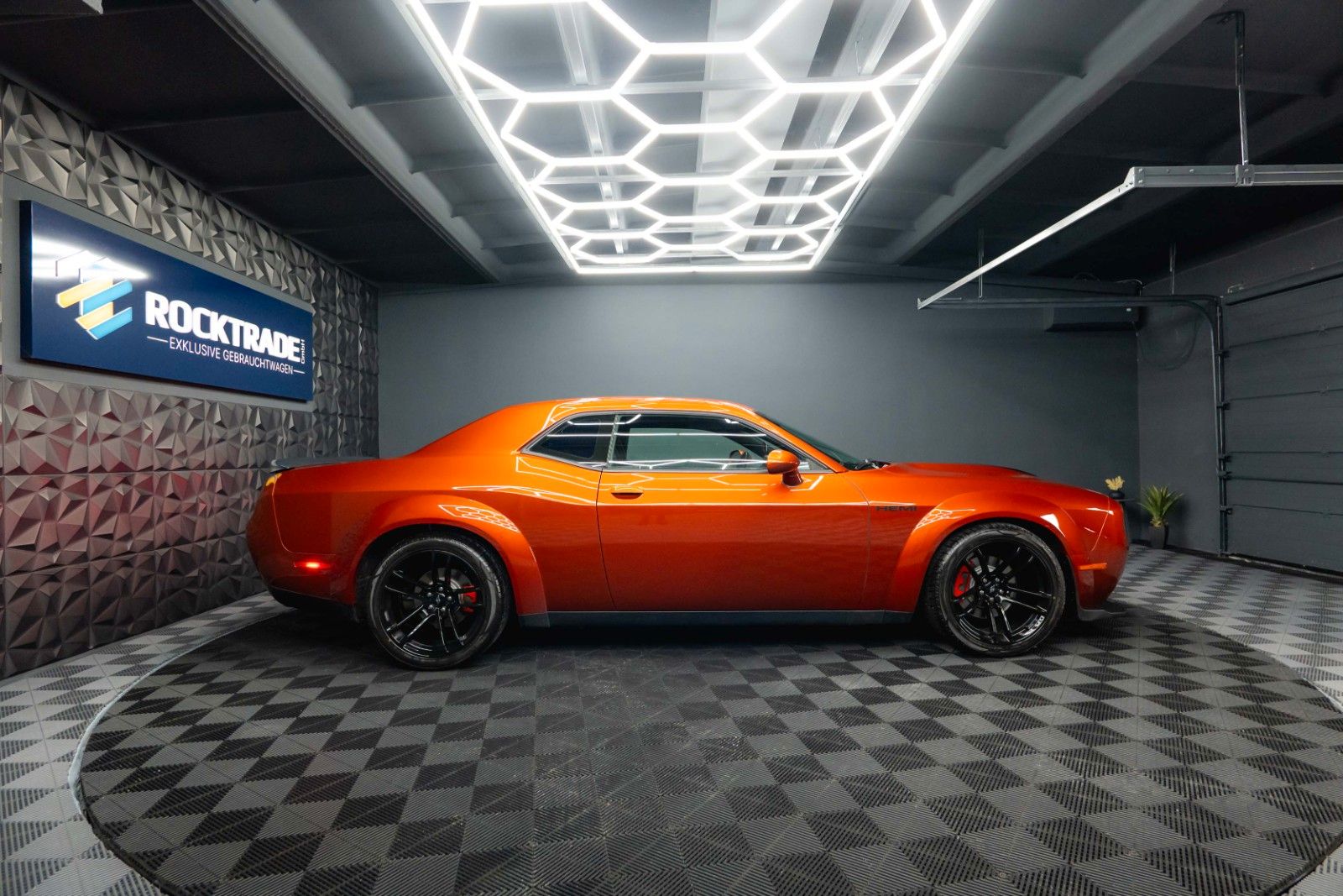 Fahrzeugabbildung Dodge Challenger 5.7 V8 R/T SRT WIDE BODY *LED*19%*
