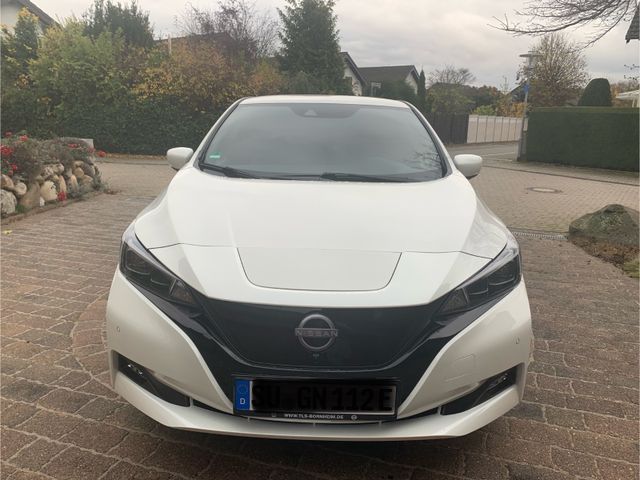 Nissan Leaf  Tekna + 62kw Bose 360* Kamera SHZ Leder