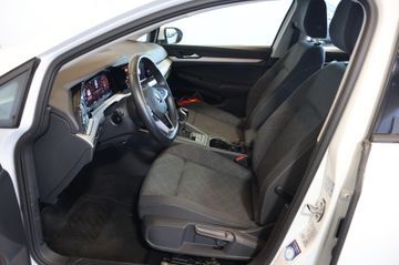 Volkswagen Golf VIII 1.0 TSI Life AID+ACC+LANE+LED+CARPLAY