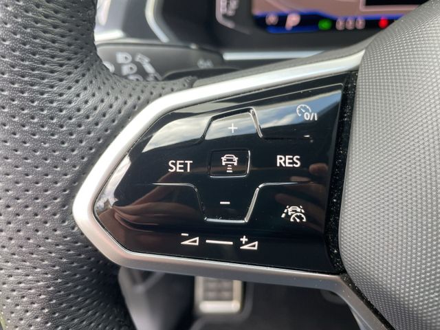 Tiguan 2.0TDI DSG R-Line Standhzg/AHK/HUD/Kamera