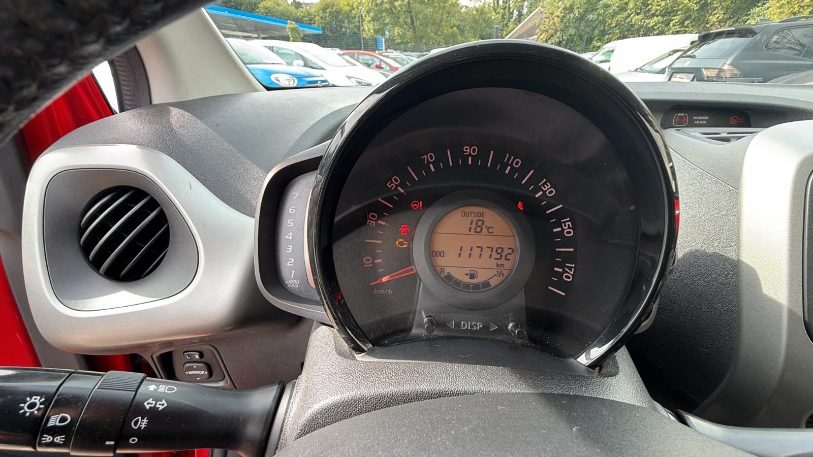 Toyota Aygo AYGO x-play