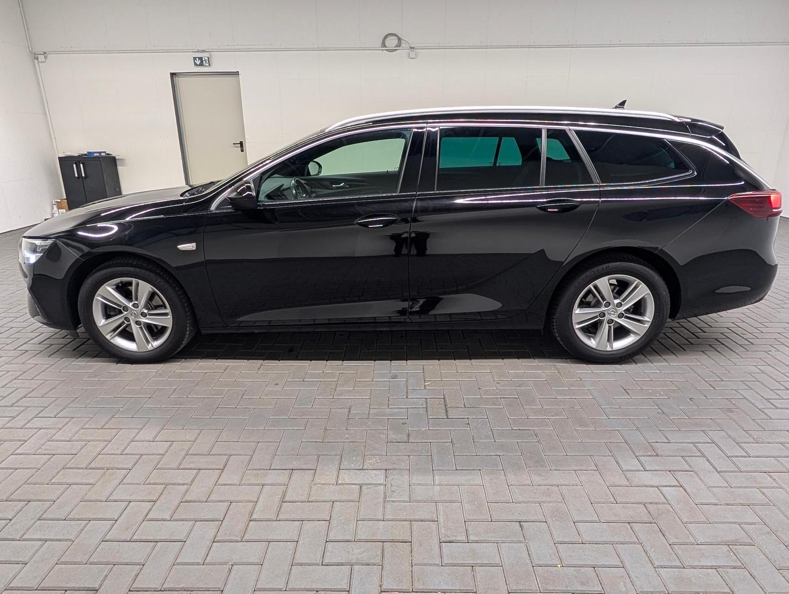 Opel Insignia ST Elegance IntelliLux/Nav/SHZ/Kam/17LM