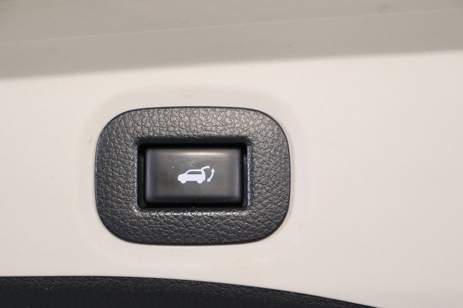 Fahrzeugabbildung Nissan X-Trail 1.6 dCi Automatik