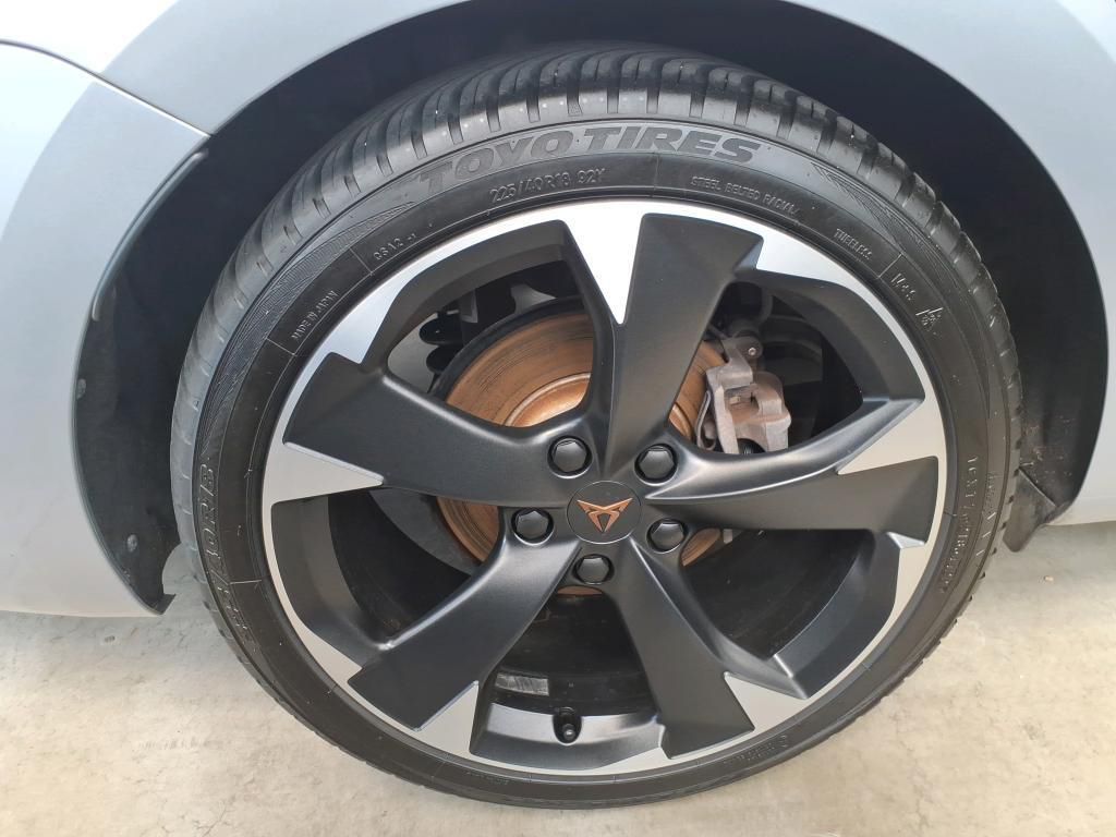 Cupra Leon SP 1.4 TSI e-Hybrid Tempo*Nav*PDC*RFK*SH