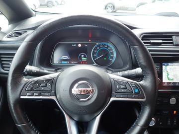 Fahrzeugabbildung Nissan Leaf 40kWh 150PS Tekna,Bose,LED,360°