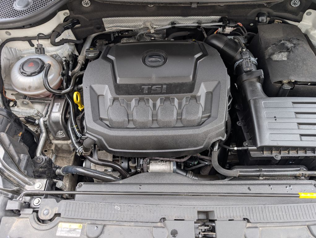 SEAT Ateca FR 4Drive 2,0TSI 190PS DSG LED Pano 1.Hand SEAT Ateca FR 4Drive 2,0TSI 190PS DSG LED Pano 1.Hand