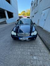 Mercedes-Benz Mercedes Benz C220 CDI W203 BESCHREIBUNG L... - Mercedes-Benz C-Klasse: W203