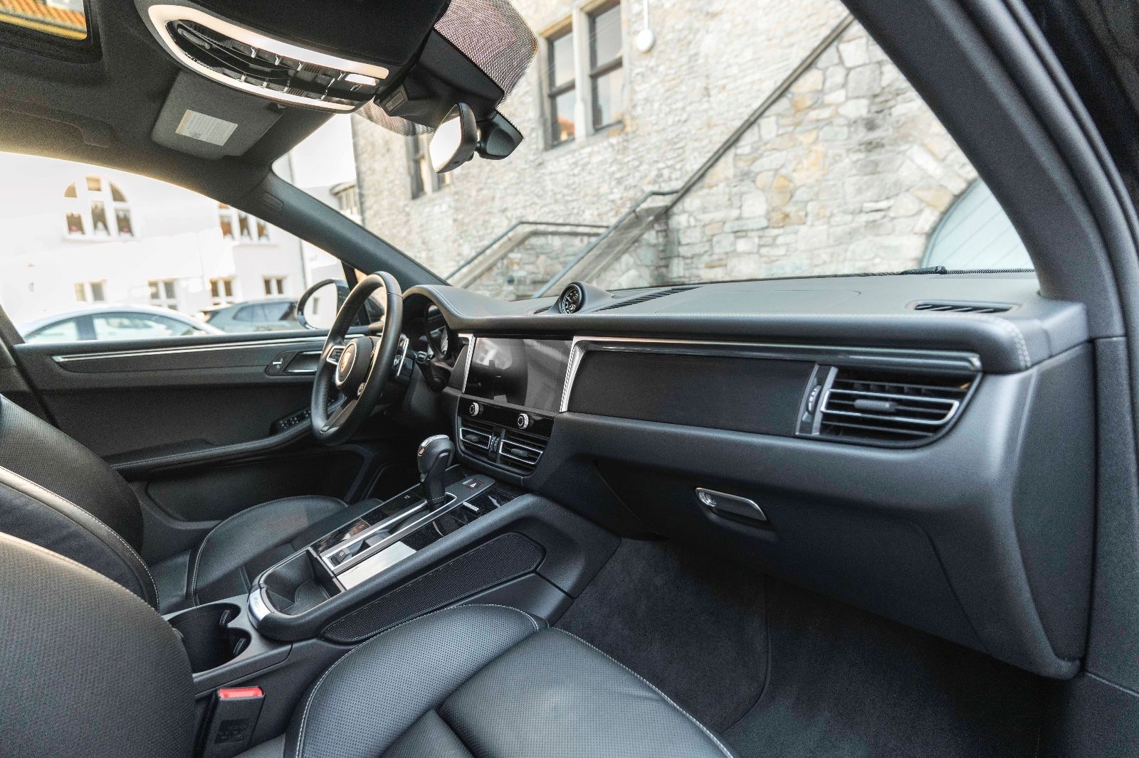 Fahrzeugabbildung Porsche Macan GTS PDLS+ KAM SPORT CHRONO LED PANO LUFT