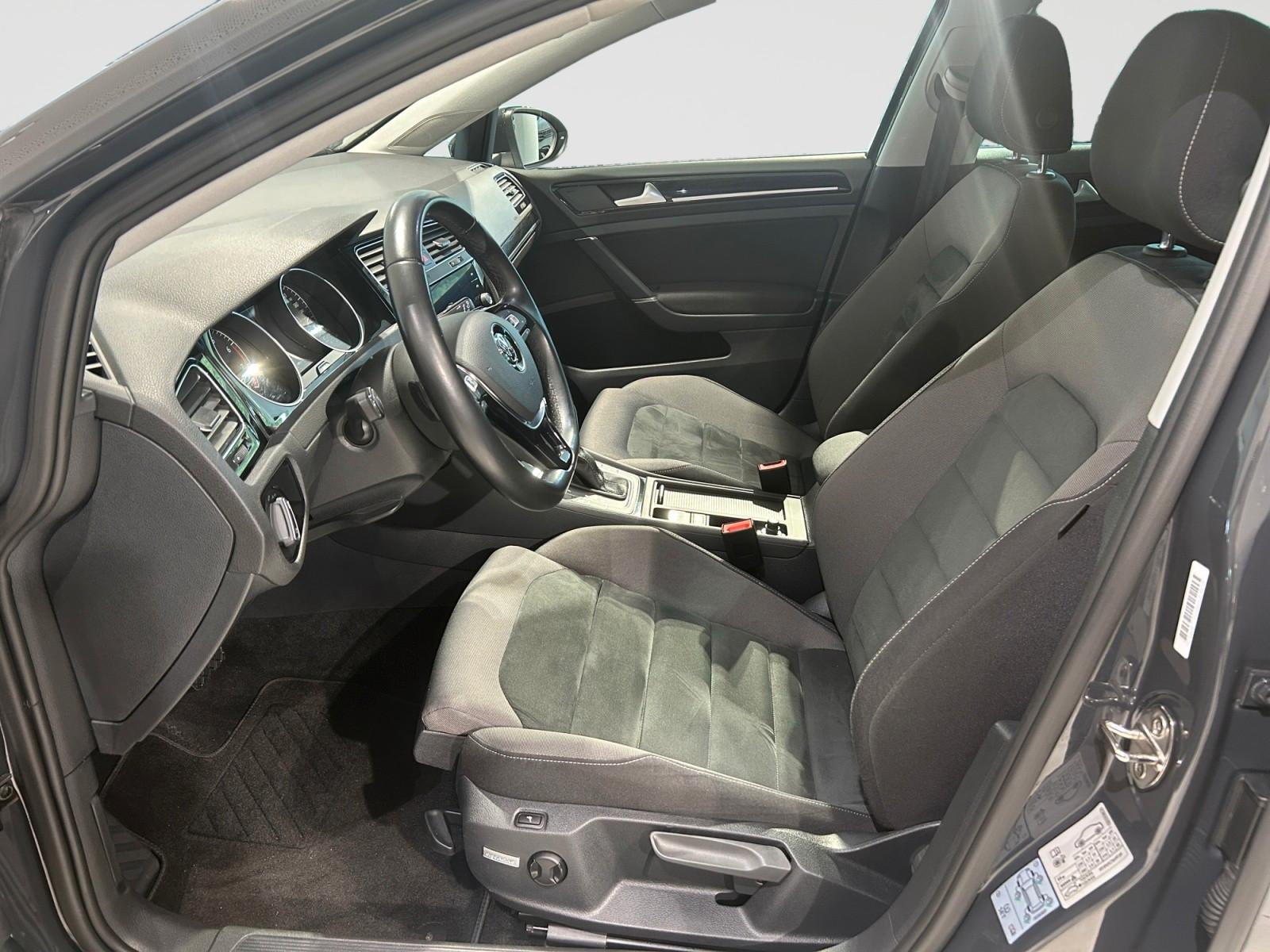 Volkswagen Golf VII Var. Highline LED/ACC/SZH/AHK/NAV, миниатюра 8