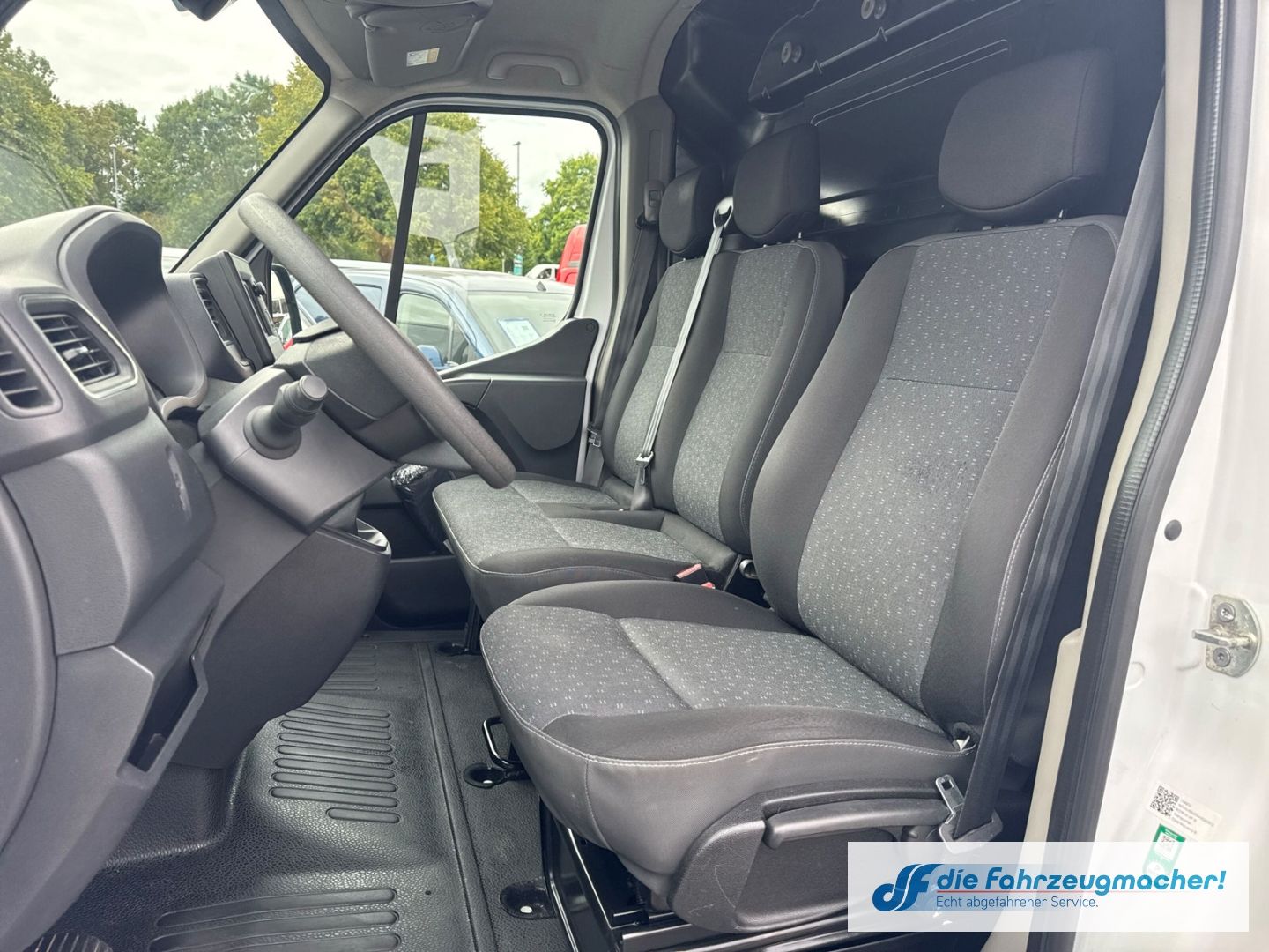 Fahrzeugabbildung Opel Movano B Kasten L3H2 3,5t 2.3 CDTI Biturbo Regen