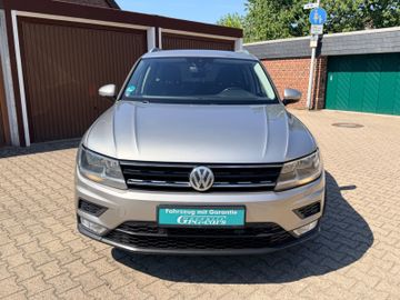 Volkswagen Tiguan - 2