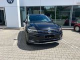 Volkswagen Tiguan 2.0 TSI 132kW DSG 4MOTION Highline Hi... - VW Tiguan Gebrauchtwagen in Stuttgart