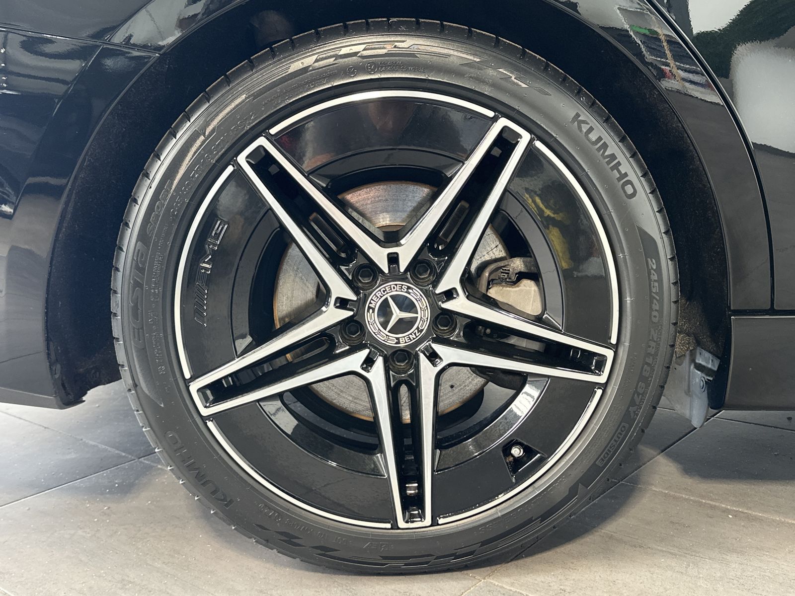 Fahrzeugabbildung Mercedes-Benz C 300d T AMG-Line NAV+LED+AHK+HUD+BURMESTER+KAM