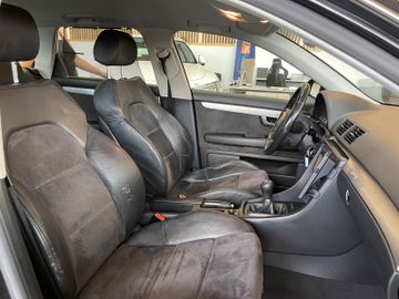 Audi A4 Avant 2.0 TDI quattro *Xenon*Sline*