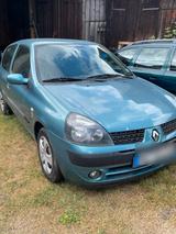 Renault Clio T(F) 1.4 - Renault Clio mit Benzin-Antrieb: Kleinwagen, 1.4