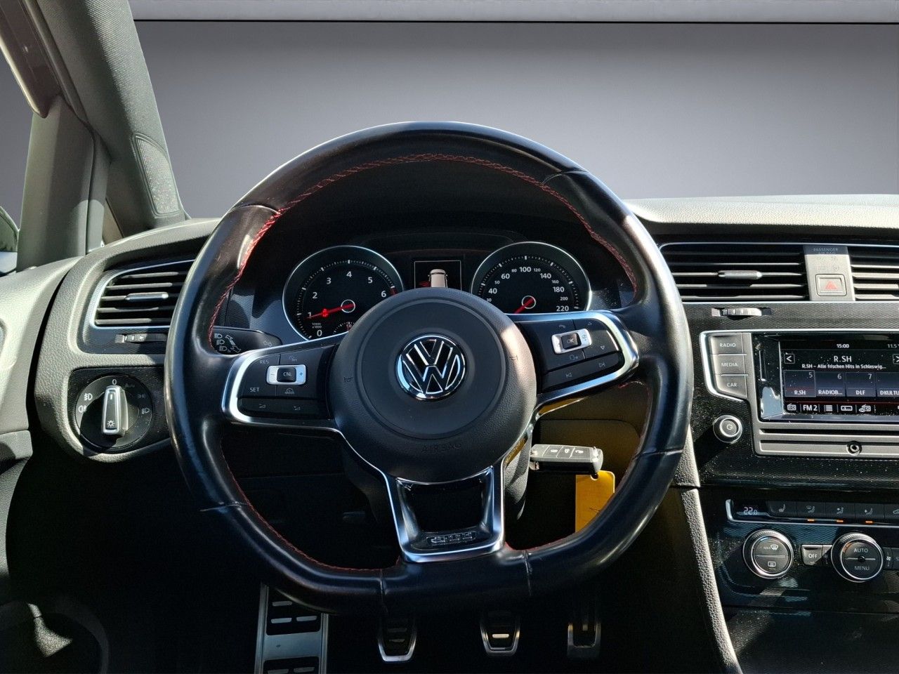 Volkswagen Golf VII 2.0 GTI Performance Klima Xenon foto 9