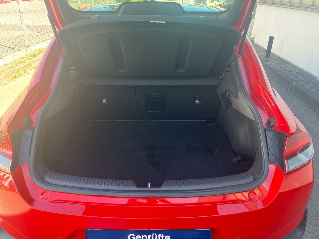 Fahrzeugabbildung Hyundai i30N PERF. FASTBACK PANO*abn.AHK*SP.SITZ*LHZ*SHZ
