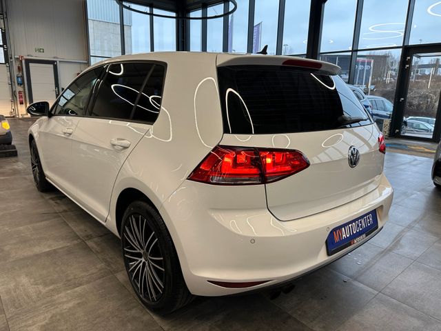 MYAUTOCENTER – Gebraucht- und Jahreswagen mit Werkstattservice in Pfaffenhofen Volkswagen Golf VII Lim. Comfortline BMT