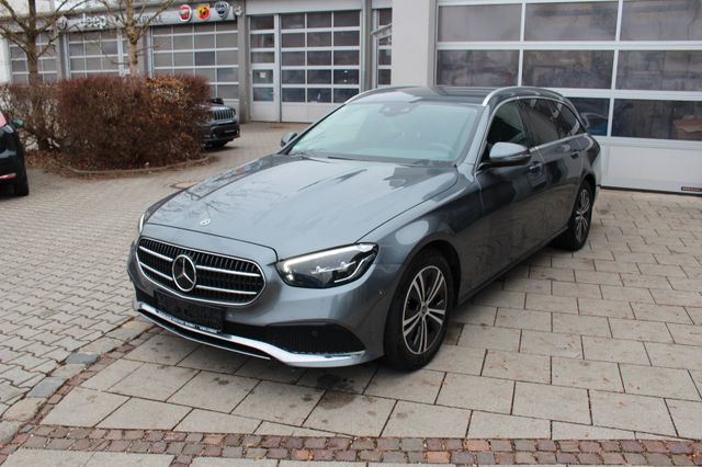 Mercedes-Benz E 220 E -Klasse T-Modell  4Matic