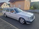 Mercedes-Benz Mercedes Benz W124 E300 Benzin Automatik, ... - gebrauchte Mercedes-Benz E 300 aus dem Jahr 1991