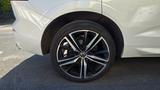 Volvo XC60 D4 R Design Geartronic  inkl. Autopilot - Volvo XC60 Gebrauchtwagen in Hannover