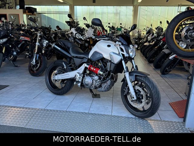 Yamaha MT-03 / RM02 / erst 12tkm / tiefer