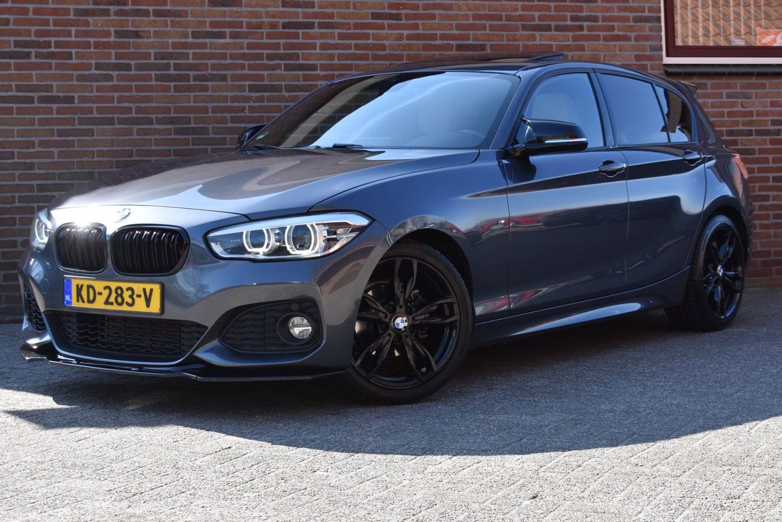 BMW 118