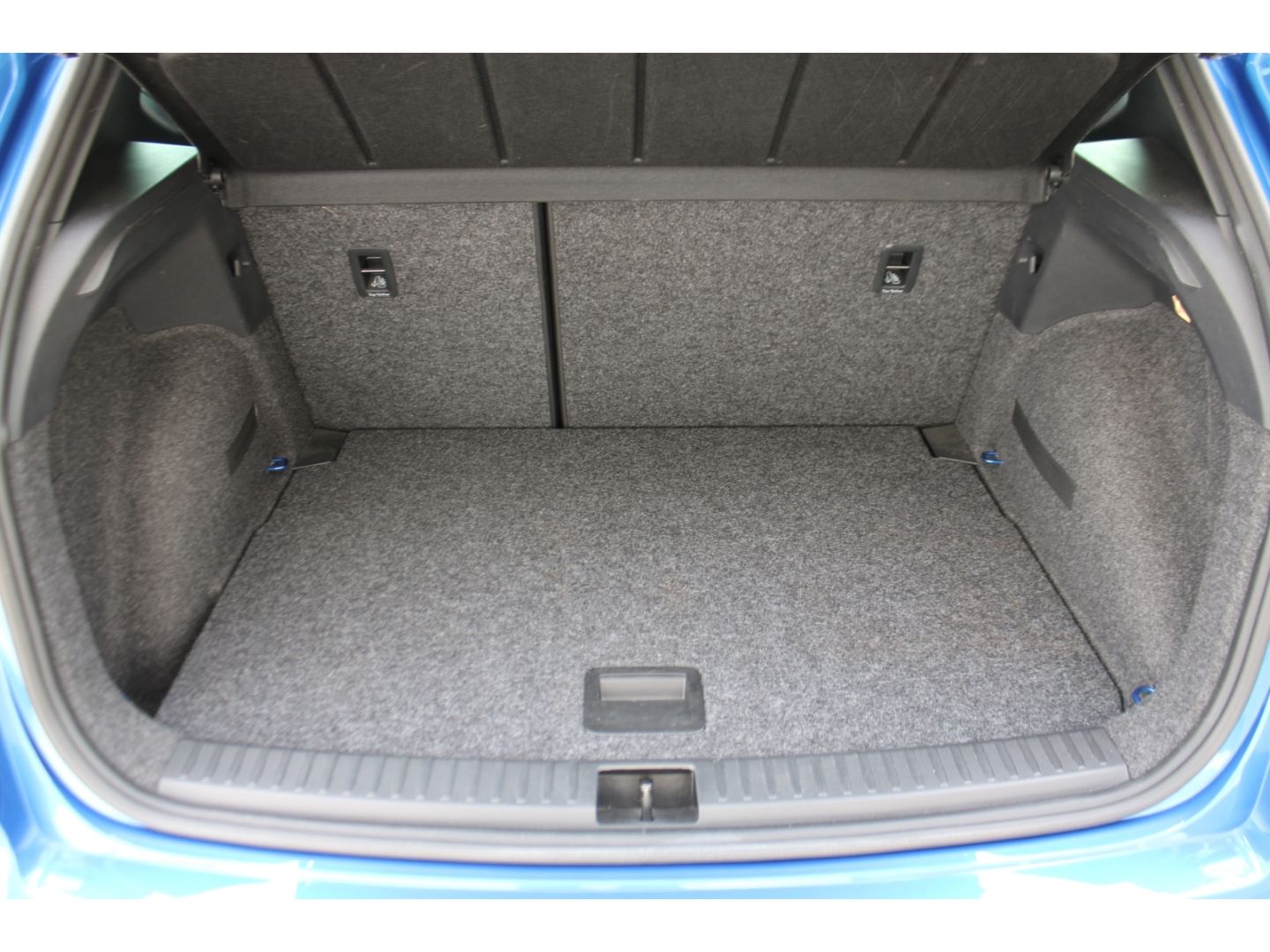 Fahrzeugabbildung SEAT Arona FR 1.0 TSI LED GRA RFK TWA Navi Full Link