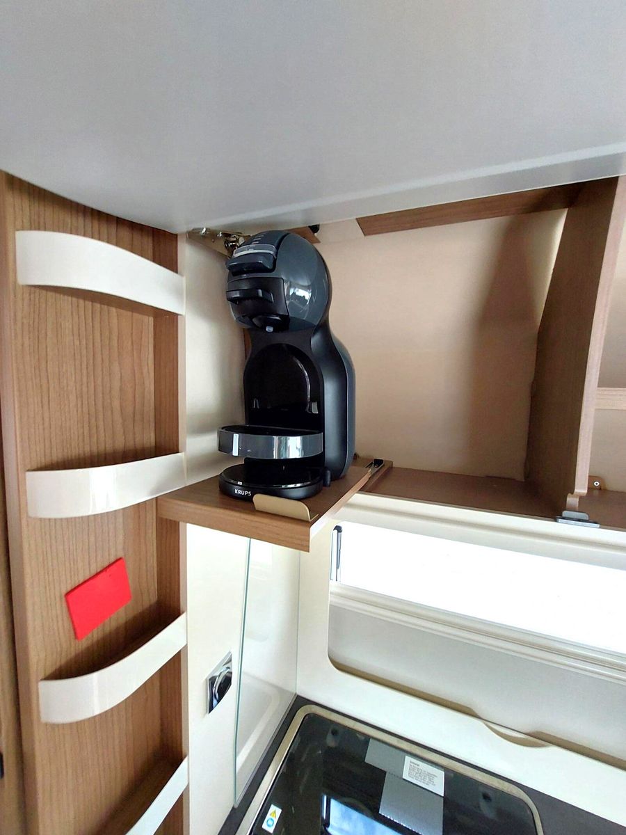 Fahrzeugabbildung Malibu I 460 KB LE comfort Automatik Markise