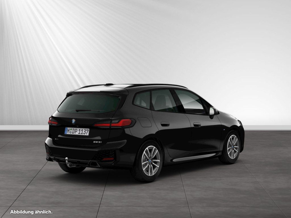 BMW 223 Active Tourer - Bild 2