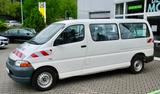 Toyota Hiace 2.5Diesel 8 SITZER / TÜV 05/2026 - gebrauchte Toyota Hiace aus dem Jahr 2007
