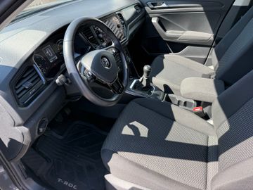 Volkswagen T-Roc +Klimaauto.+SHZ+Navi+PDC+Tempo+
