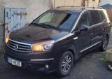 Ssangyong Rodius 2.0 e-XDi 200 Crystal 2WD Crystal - schwarze Ssangyong Rodius