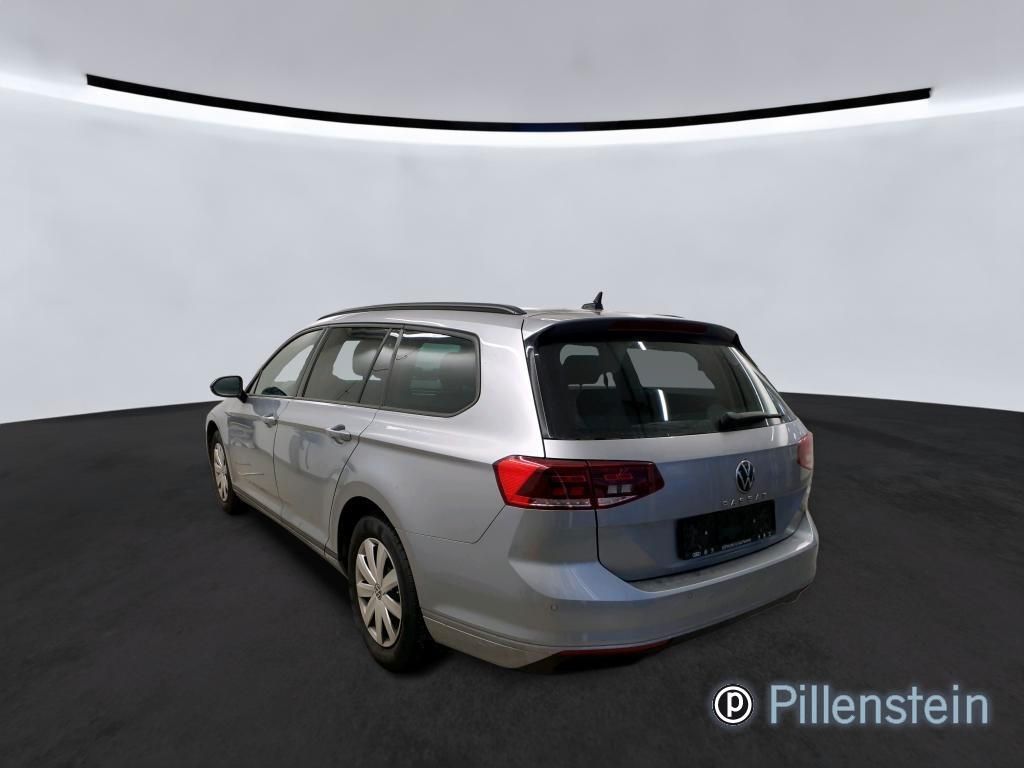 Volkswagen Passat Variant - Bild 3