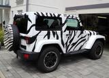 Jeep Wrangler Black Edition, weiß Zebrafolie 1.Hand - Jeep Wrangler in Essen