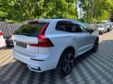 Volvo XC60 R Design AWD Navi Leder Massage AHK - Hybrid (Diesel/Elektro): Geländewagen