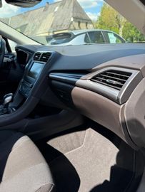 Ford Mondeo - 9